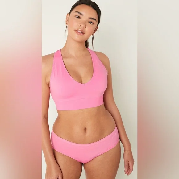 PINK Victoria's Secret Seamless Plunge Bralette - Picture 4 of 7